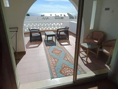 appartamento di lusso con terrazzo vista mare