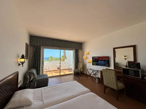 Sultan Sunscape - Premium Sea View Apartment at Domina Coral Bay
