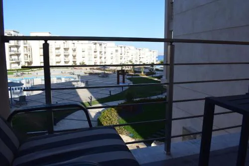 Sunny Beach Luxury Apartment - Free Beach & Pools