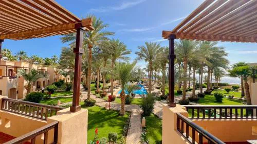 Tamra Beach Resort
