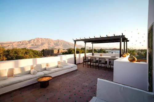 Al Wadi Hotel