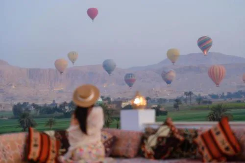 Balloon View House