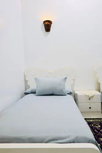 Memnon House