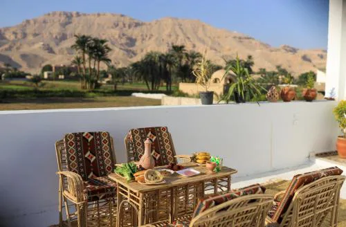 Akhet House
