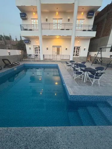 Happiness Guest House