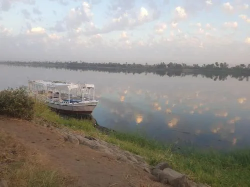 Lucky Nile Tours