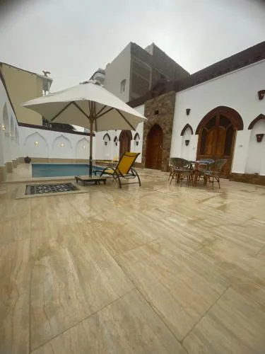 Oriental house
