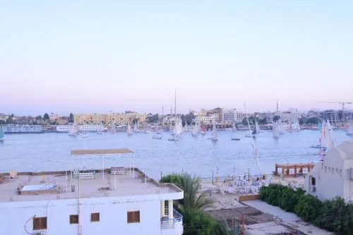 Qasr El Nil