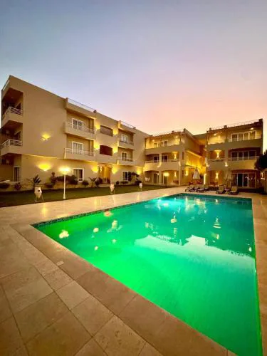 Royal Nile Villas - Luxury Nile View Apartment 2
