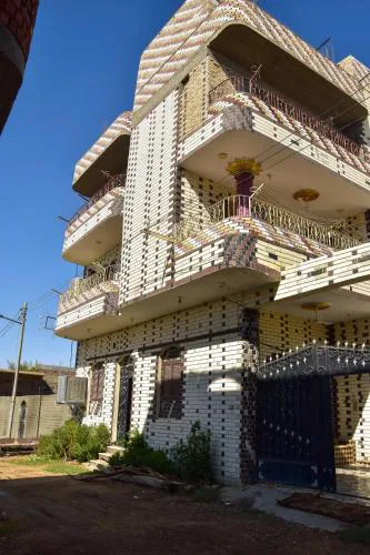 golden mountain apartments