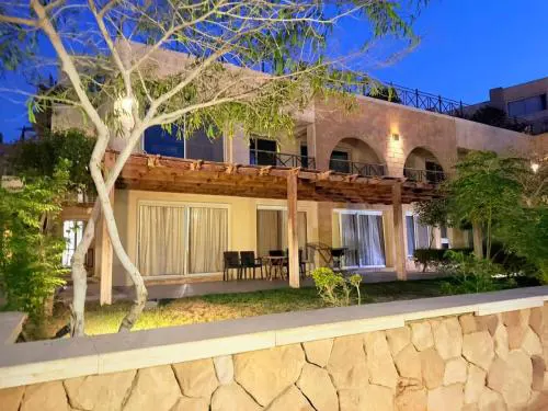 Ain Sokhna Luxury Chalet, Laguna Bay