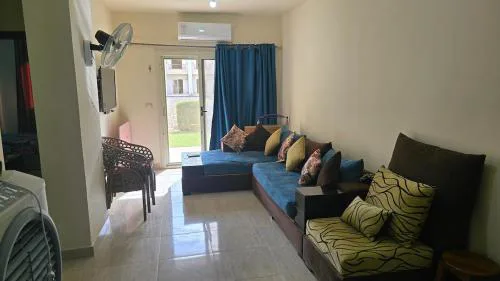 Ground-floor chalet in Garden, 3 bedrooms, in Lasrinetta, Mini Egypt