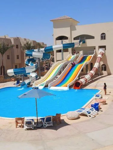 شالية بقرية بالم بيتش السخنة