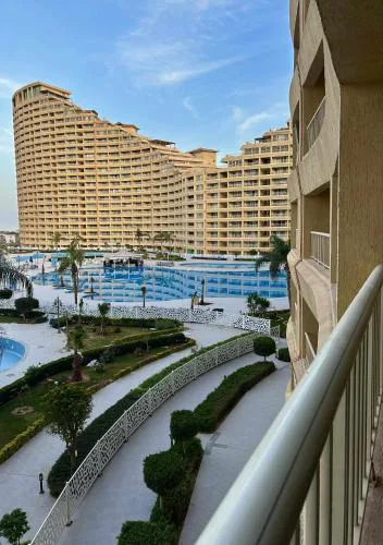 porto sokhna اهرامات