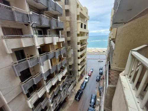 شقة 165م فاخرة امام شاطئ البروفاج العصافرة