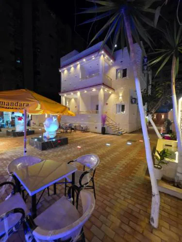 Elmandara Residence
