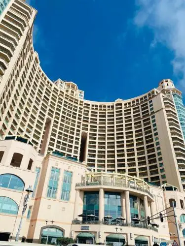 Four seasons at san stefano grand plaza