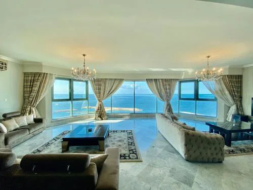 Four Seasons hotel apartments