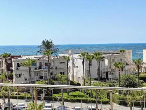 شقه دوبلكس للايجار المفروش اليومي بالمعموره الشاطئ