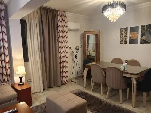 Luxury 2BR Apt Stylish Design Prime Area Today