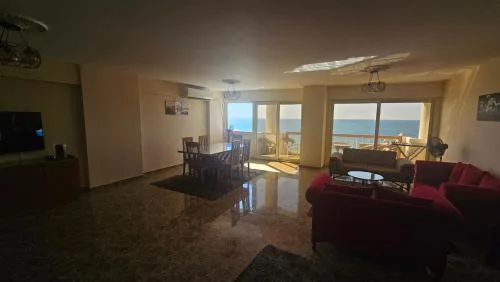 Sea View Heart Apartment (families only)