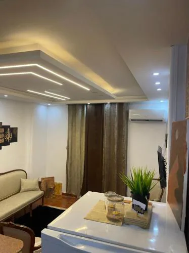 unique studio with 2 ACs & Free Wi-Fi by the sea and Hilton Hotel in Alexandria