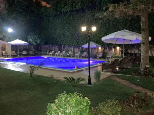 Al Fardous Luxury Vacation Home