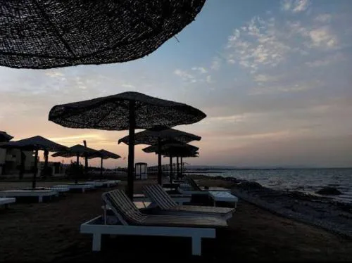 Fanadir bay compound