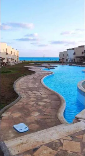 فيلا اول صف بحر مكيفه الساحل