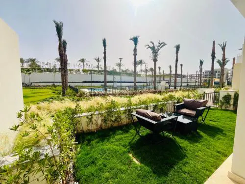 Luxury Chalet with Private Garden & Pool View in Marassi