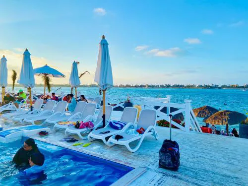 Porto marina pool view