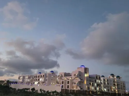 Santorini North Coast Resort is not for Egyptian singles