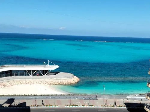 Luxury units for rent on the sea