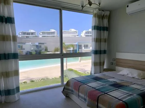 Spacious 3-Bedroom Chalet and Maid Room in Fouka Bay