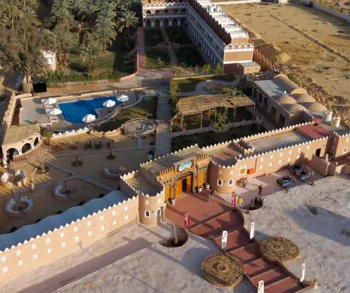 Happy Oasis Hotel