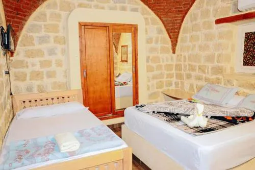 Tebtunis Hotel