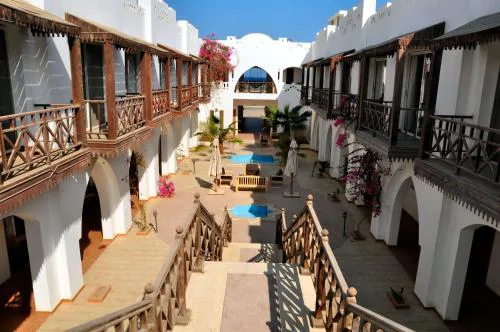 Deep Ashri Apartment & Dive Club
