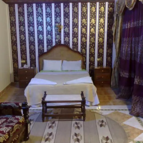 Old Oasis Hotel for Safari Trips