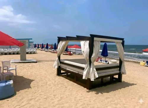 Relax in a Cozy and Private Beachside Chalet