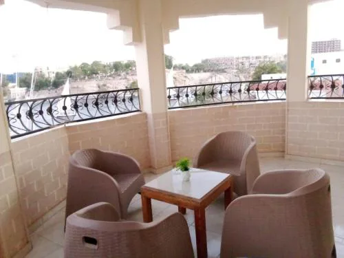 D Guest house
