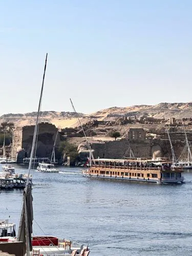 Escaleeh Dahabiya Tranquil sailing