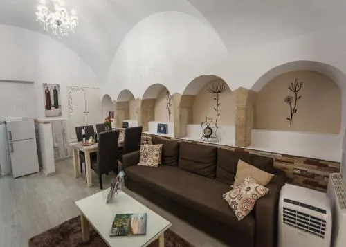 Las Hadas Cáceres