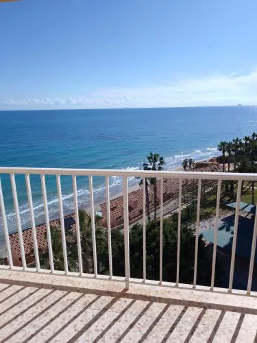 Apartamento en Primera Línea - 3007D