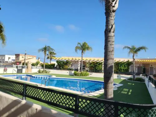 Magnífico adosado con piscina y barbacoa