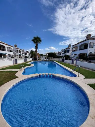 Appartement rez-de-jardin T3 Terrasses et Piscine