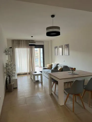 Lujoso apartamento con piscina en Panorámica