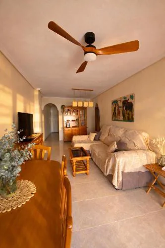 Apartamento familiar 3 habitaciones con piscina y parking - Playa a 5 min a pie - Aeropuerto Alicante a 10 min