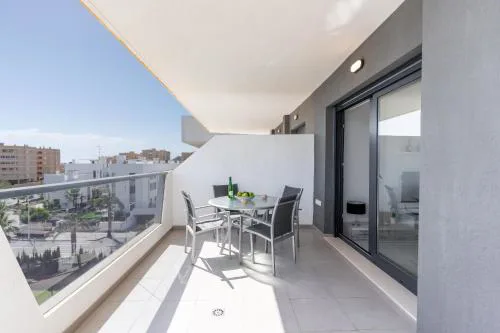 Arenales Skyline Penthouse By United Renters