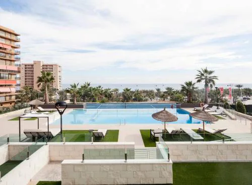Great Views First Line Teleworkers and Families Unforgetable Apartment
