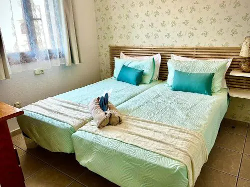 La Casita Bonita del Faro Holiday Retreat in Gran Alacant